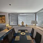 Apartma Riverside Loft - Castle View & Free Parking & Terrace *