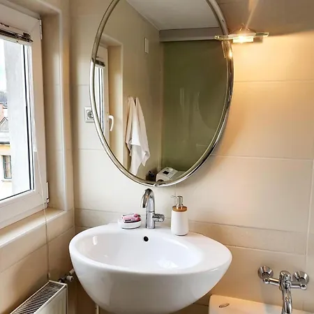 Apartmán Riverside Loft - Castle View & Free Parking & Terrace *