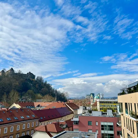 Riverside Loft - Castle View & Free Parking & Terrace Apartmán Lublaň