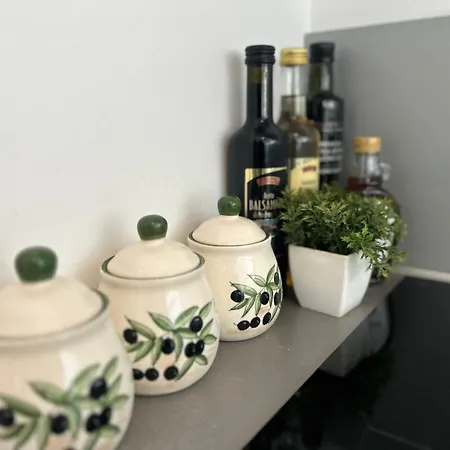 Riverside Loft - Castle View & Free Parking & Terrace *